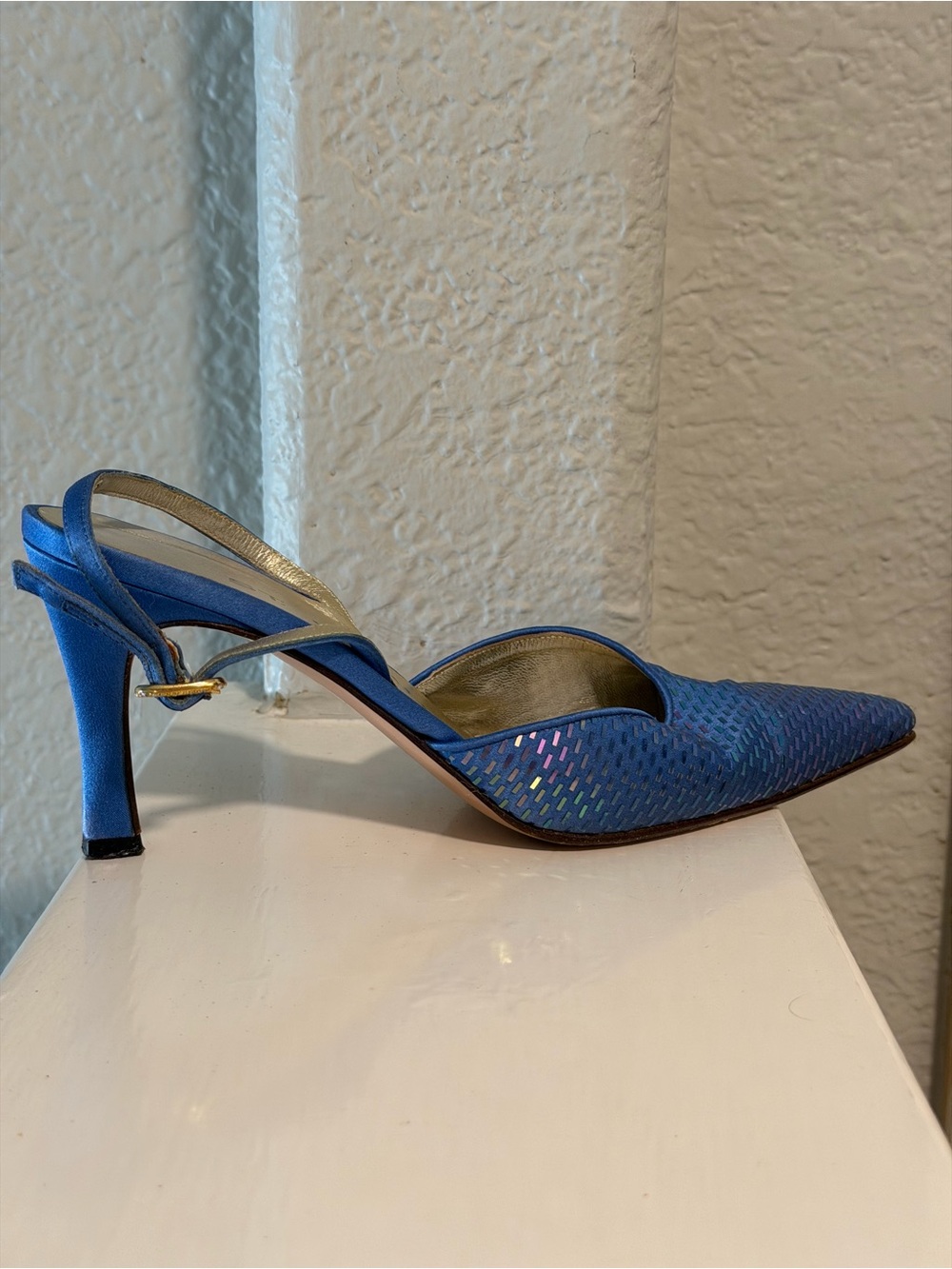 St. John Periwinkle Slingback Pointed-Toe Heels- Made in Italy- Vintage- - Picture 9 of 12